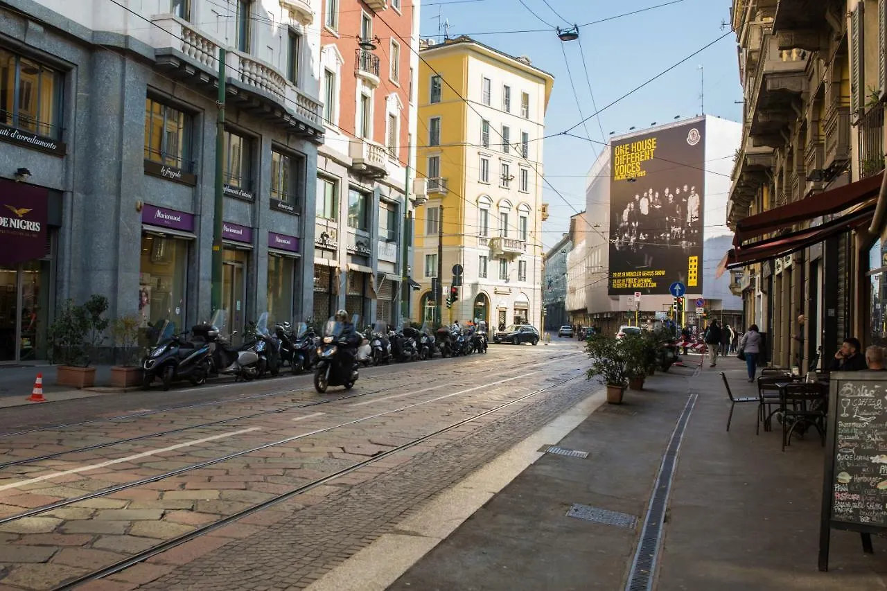 Apartment Davinci Apartament Near Duomo Milan