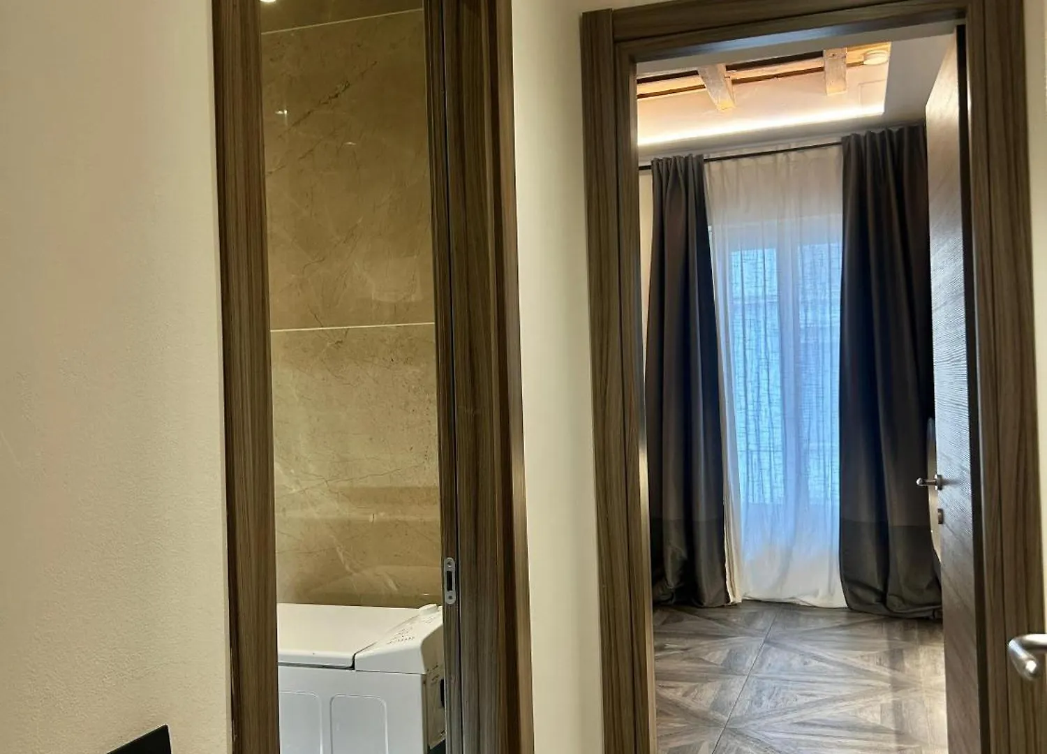 Lägenhet Davinci Apartament Near Duomo Milano Italien