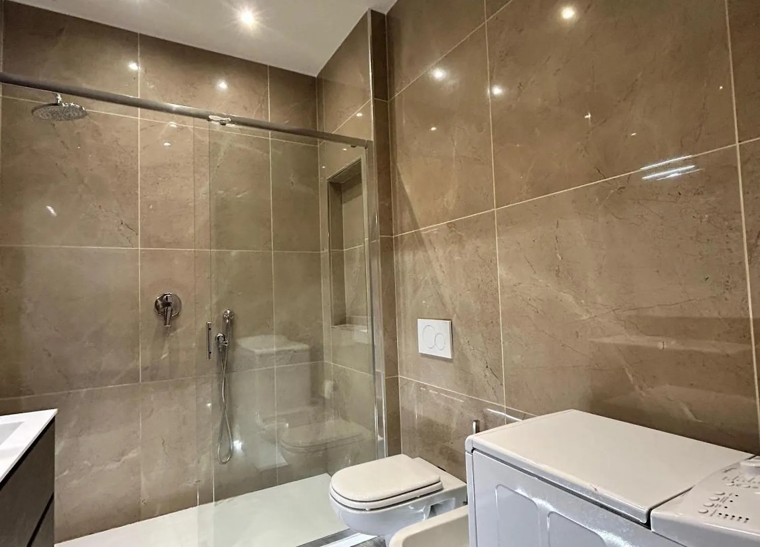 Lägenhet Davinci Apartament Near Duomo Milano
