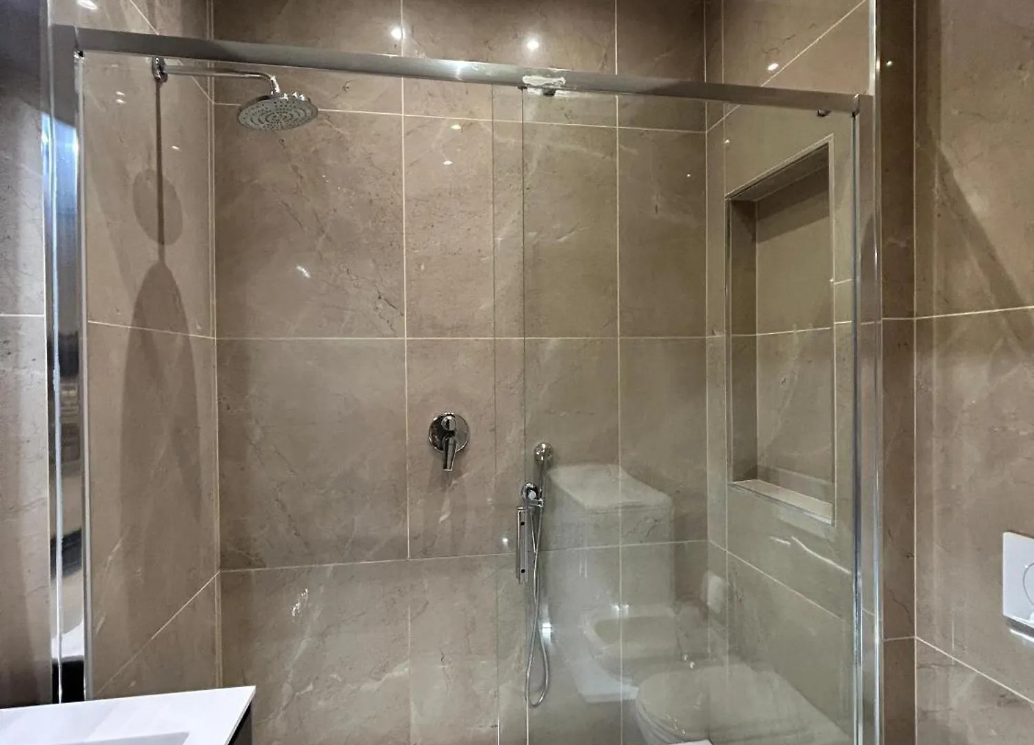 Davinci Apartament Near Duomo Milano Lägenhet