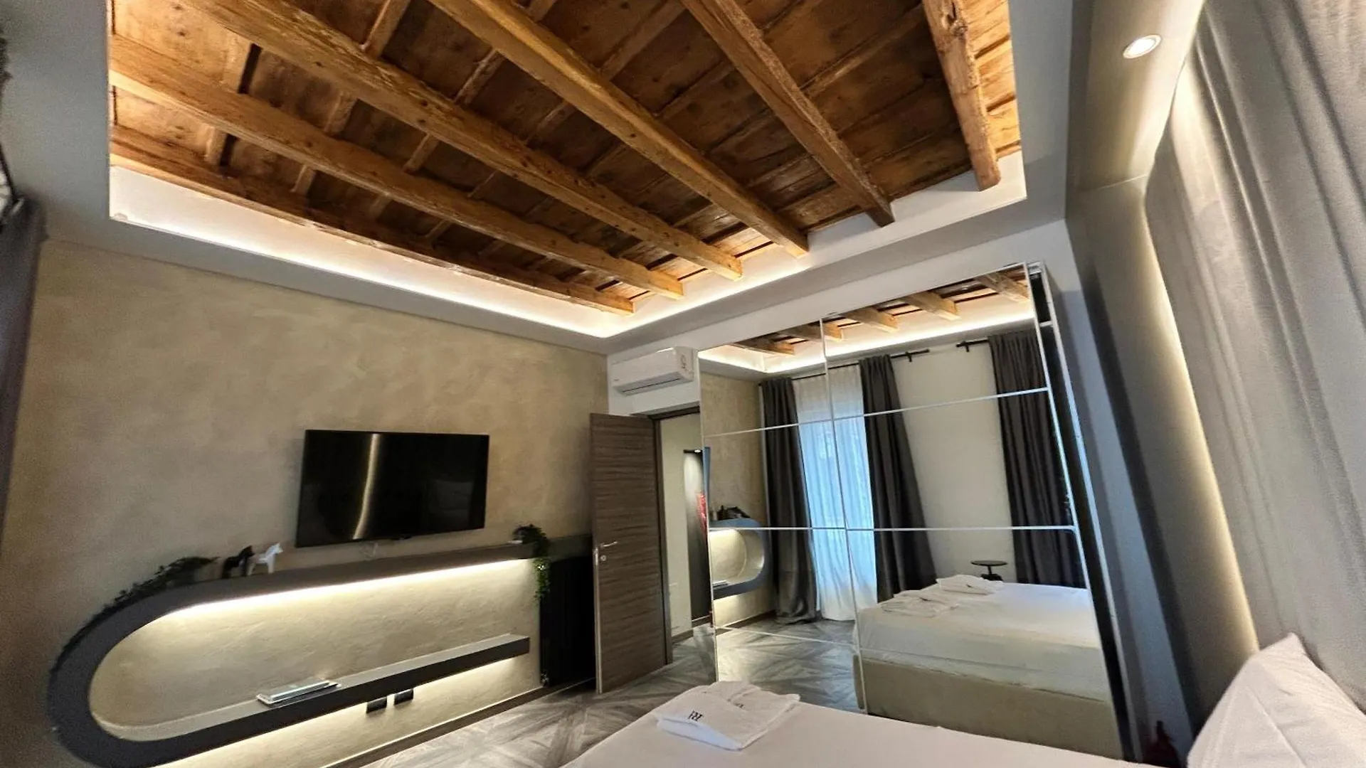 Davinci Apartament Near Duomo Milano Lägenhet
