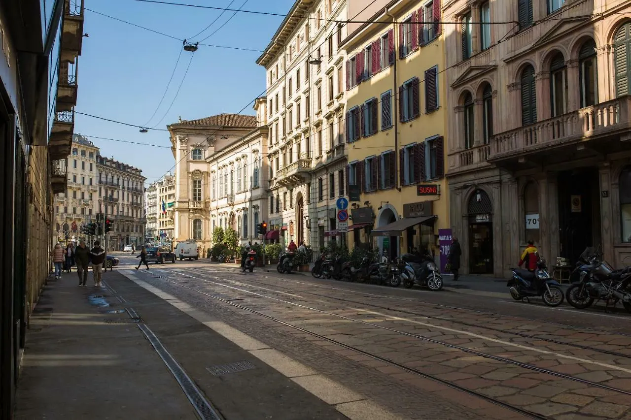 Lägenhet Davinci Apartament Near Duomo Milano